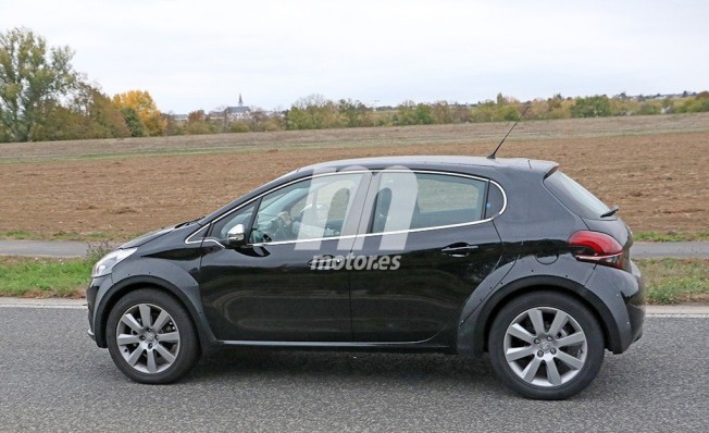 Peugeot 1008 - foto espía Peugeot 1008 - foto espía