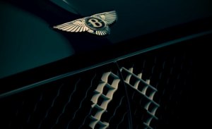 Bentley anuncia una misteriosa edición de aniversario para Ginebra