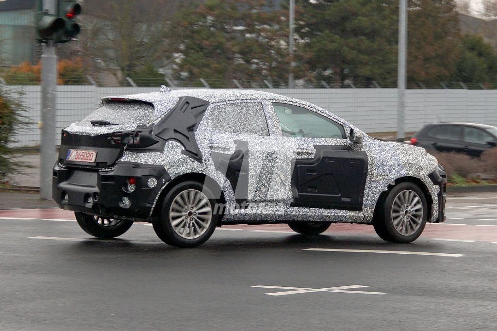 ford-fiesta-suv-201953417_8.jpg