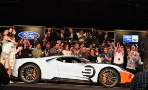 El primer Ford GT Heritage Edition 2019 subastado por 2.5 millones