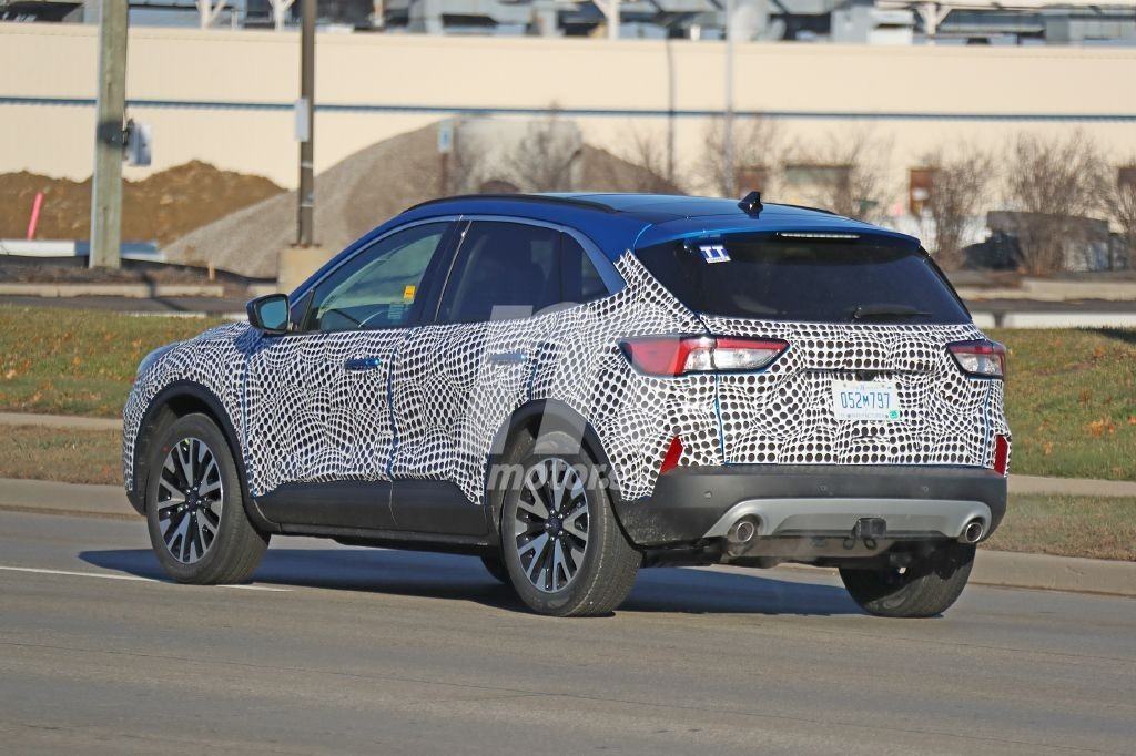 la-nueva-generacion-del-ford-kuga-comienza-a-perder-camuflaje-201953318_15.jpg
