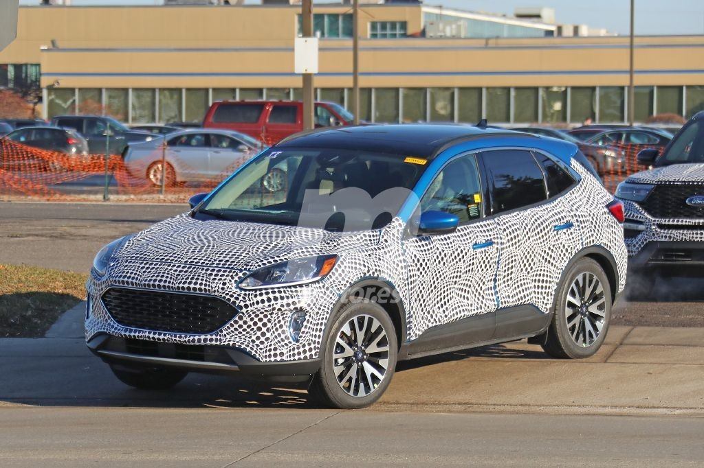 la-nueva-generacion-del-ford-kuga-comienza-a-perder-camuflaje-201953318_5.jpg