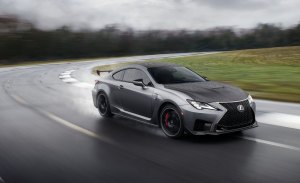El nuevo Lexus RC F Track Edition 2020 llega a Detroit plagado de carbono