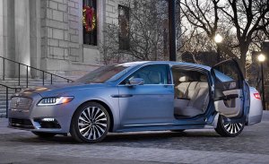El Lincoln Continental Coach Door agotado, aunque la marca promete más unidades