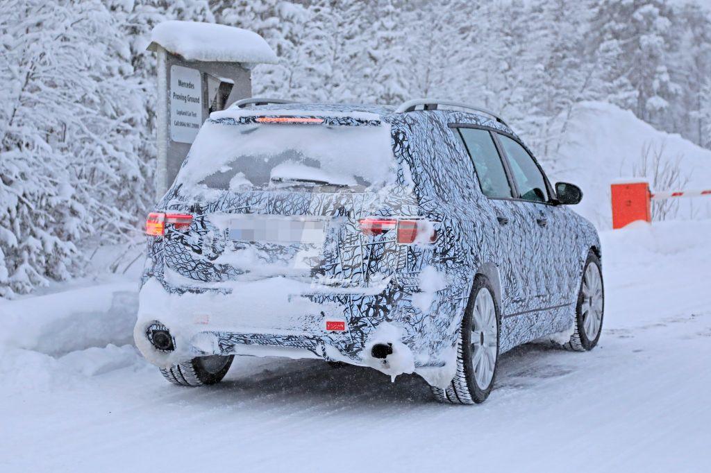 mercedes-amg-glb-35-4-matic-fotos-espia-
