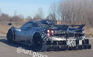 El nuevo Pagani Huayra R cazado durante sus pruebas de desarrollo