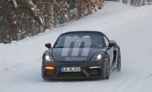 Nuevas fotos espía muestran al Porsche 718 Boxster Spyder en las pruebas de invierno