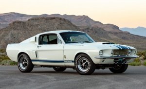 El único Shelby GT500 Super Snake '67 de nuevo el Mustang más caro de la historia