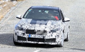 ¡Sorpresa! Un prototipo del BMW Serie 1 Sedán vuelve a salir en pruebas