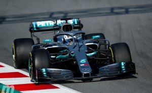 Bottas admite que el Mercedes W10 tiene defectos