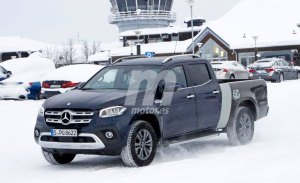 El nuevo Mercedes Clase X de batalla larga cazado sin camuflaje