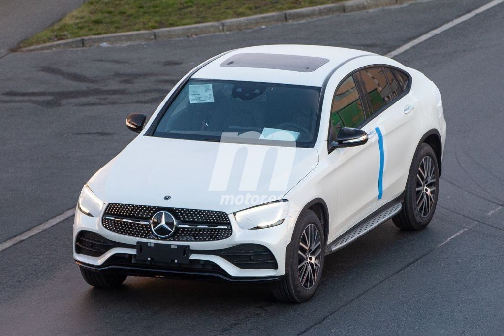 mercedes-glc-coupe-201954677_5.jpg