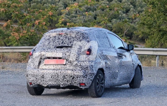 Renault Zoe 2020 - foto espía posterior Renault Zoe 2020 - foto espía posterior