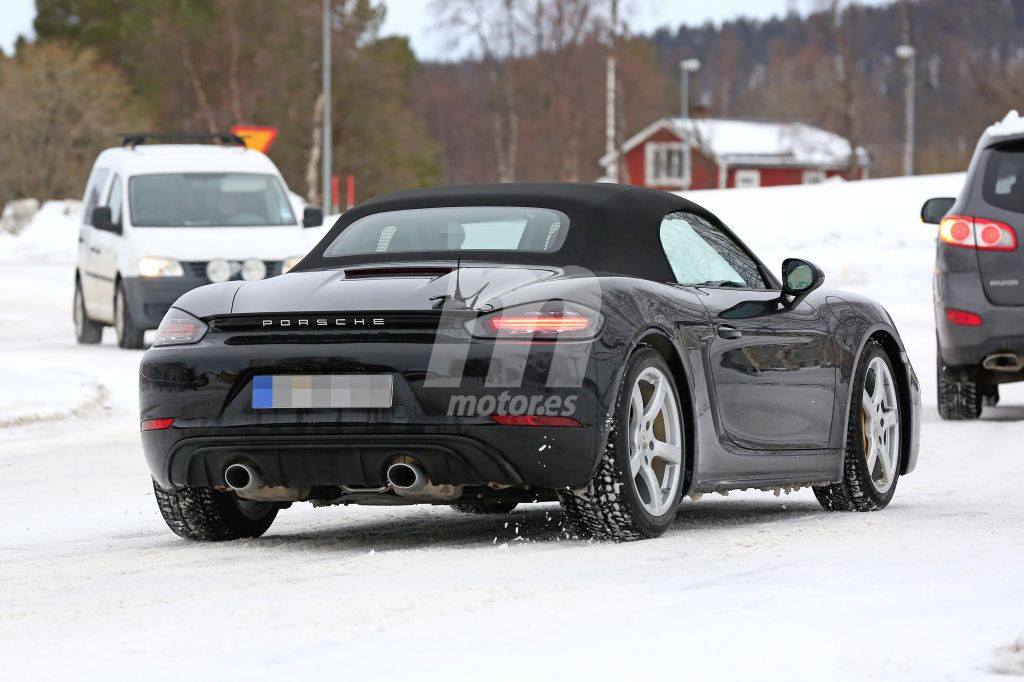 porsche-718-boxster-spyder-gt4-touring-p