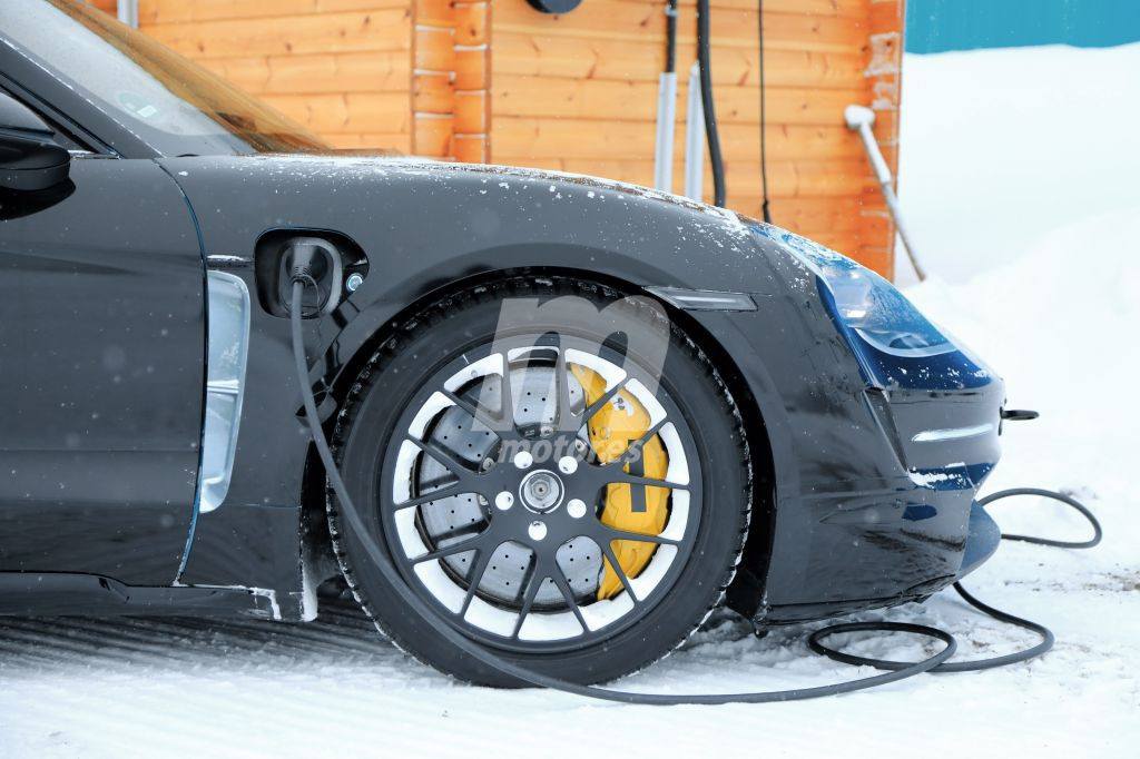 porsche-taycan-prototipo-fotos-espia-201