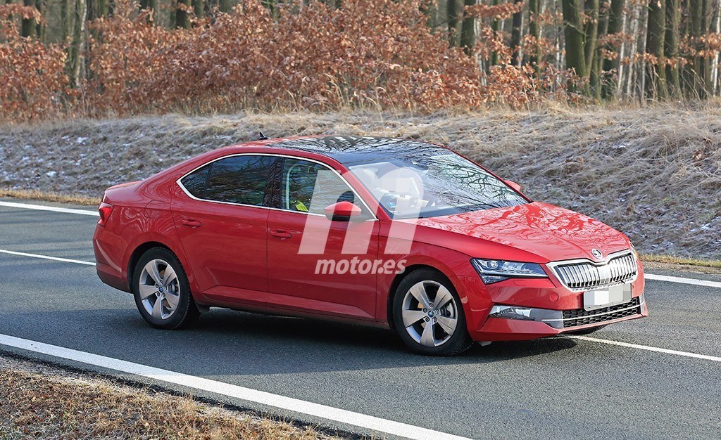 skoda-superb-2020-fotos-pruebas-desarrol