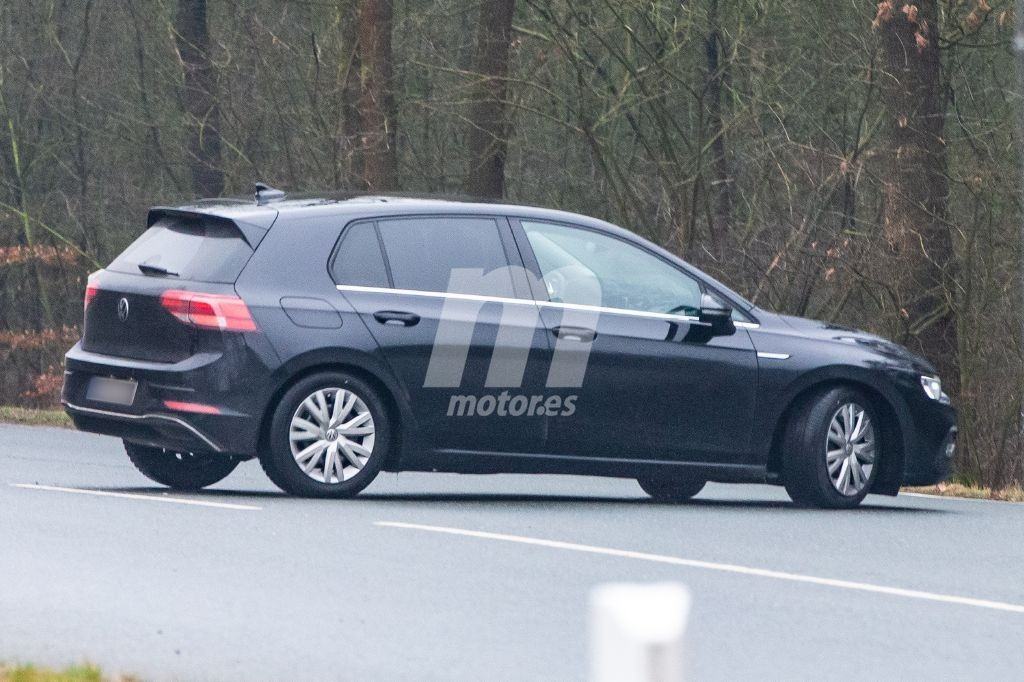 volkswagen-golf-viii-201954517_3.jpg