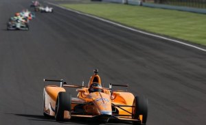 Zak Brown: "Tener otra referencia en Carlin es lo más inteligente"