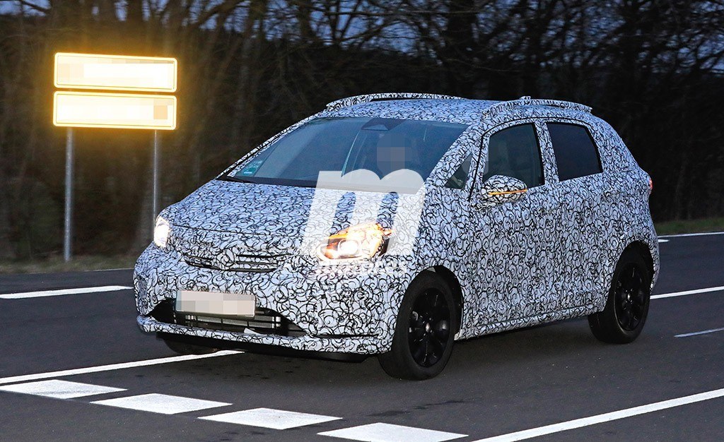honda-jazz-crosstar-fotos-espia-20195592