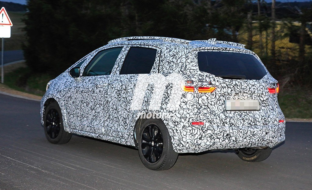 honda-jazz-crosstar-fotos-espia-20195592