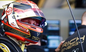 Magnussen: "El Haas es muy bueno, es una locura pensar que haya coches aún más rápidos"