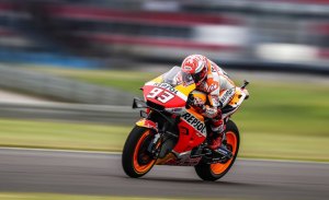 Marc Márquez destroza a sus rivales en el GP de Argentina