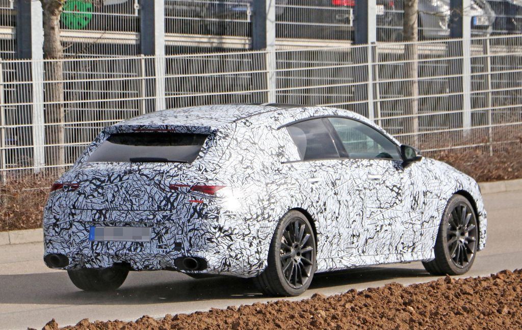 mercedes-amg-cla-35-shooting-brake-fotos