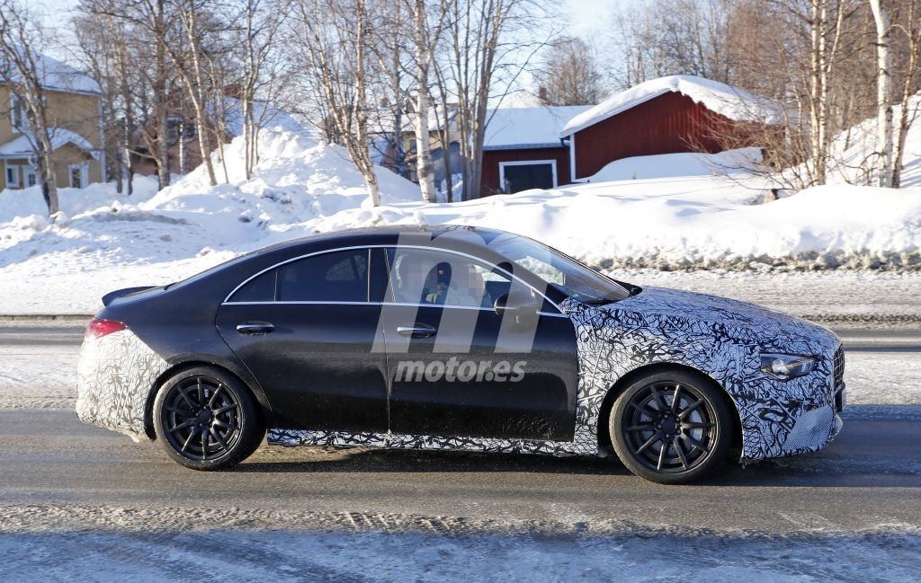 mercedes-amg-cla-45-201955728_12.jpg