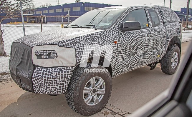 Ford Bronco 2020 - foto espía Ford Bronco 2020 - foto espía
