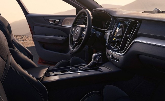 Volvo S60 2019 - interior Volvo S60 2019 - interior