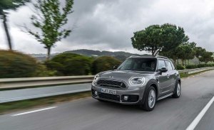 MINI Countryman PHEV, el privilegio de tener enchufe