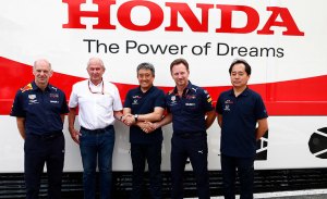 Pedradas con Honda