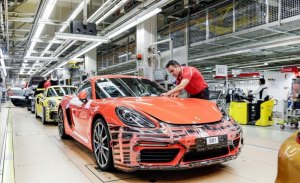 Porsche pagará un extra de casi 10.000 € a sus empleados