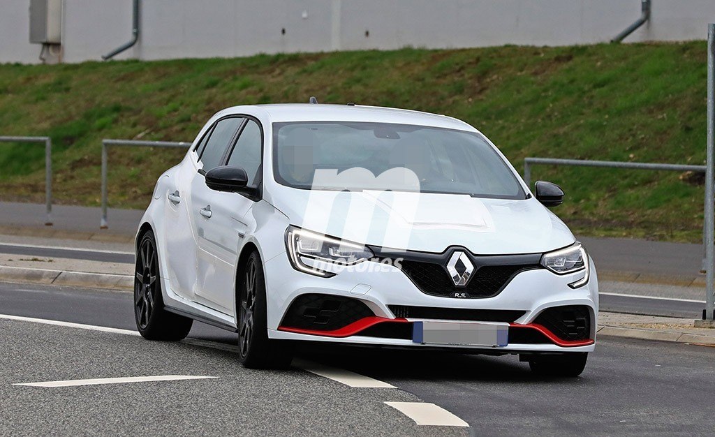 renault-megane-rs-trophy-r-2020-fotos-es