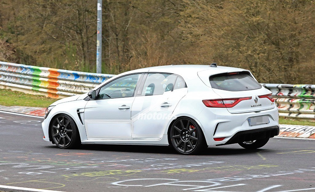 renault-megane-rs-trophy-r-2020-fotos-es