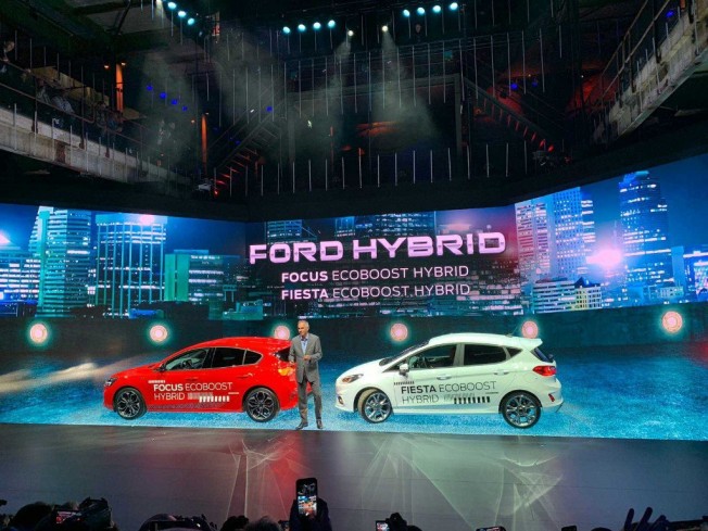 ford-focus-ecoboost-hybrid-oficial-20195