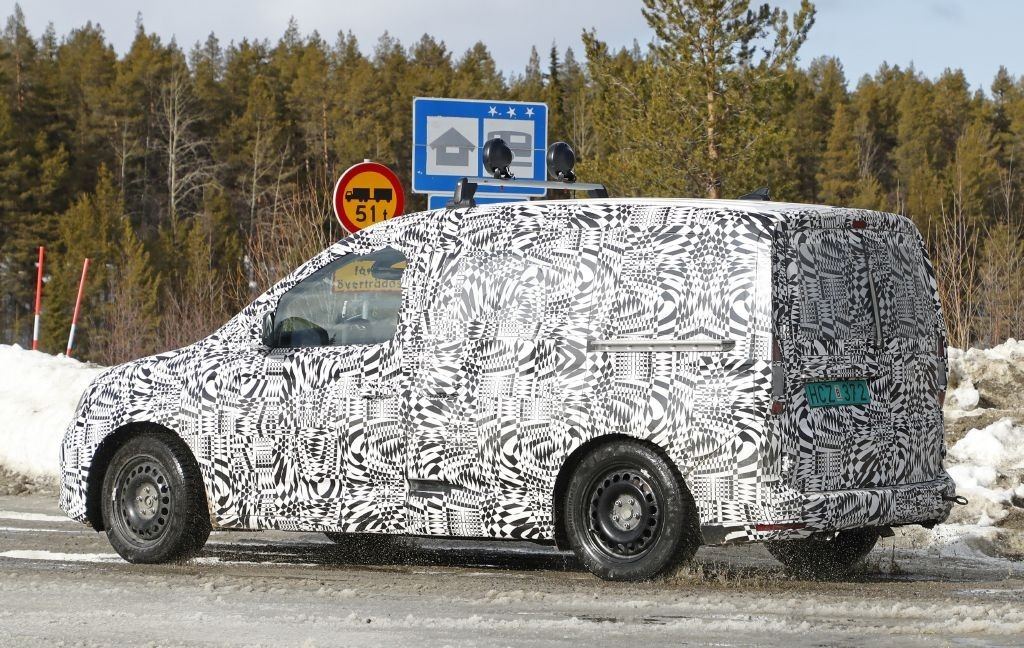 volkswagen-caddy-2020-fotos-espia-201956